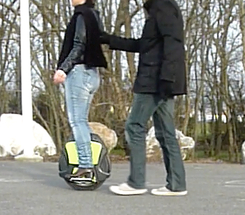 apprendre roue electrique accompagné